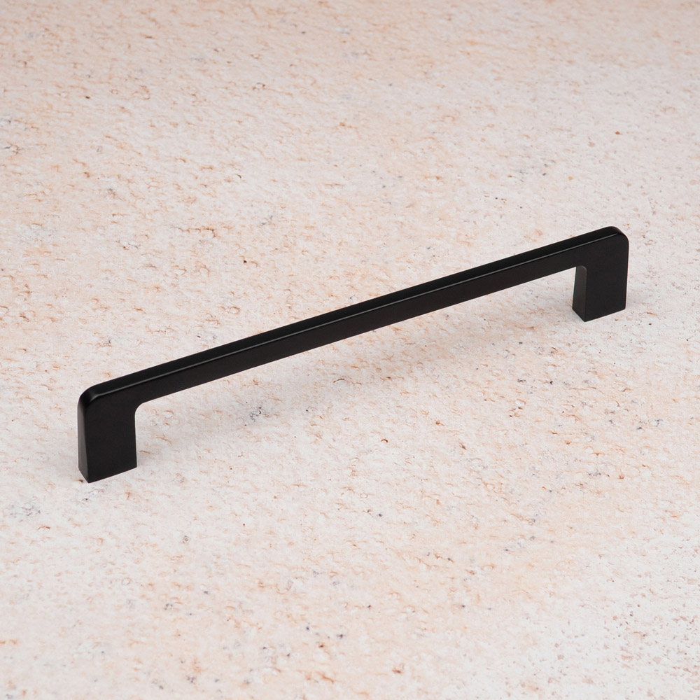 Handle & Home Matt Black Curved Handle 160mm Image 3