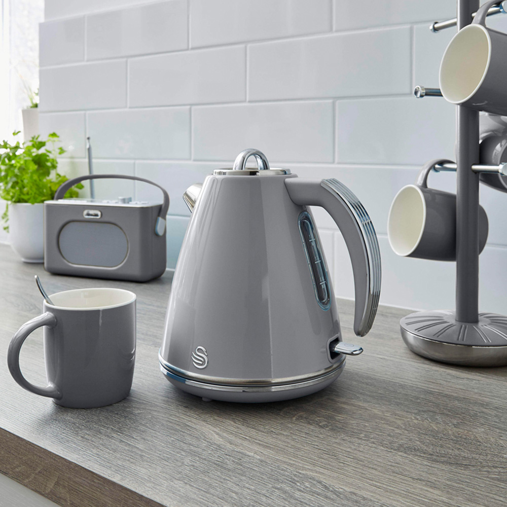 Swan Retro EEJB211 Grey Coffee Machine with 4 Slice Toaster and 1.5L Kettle Set Image 7