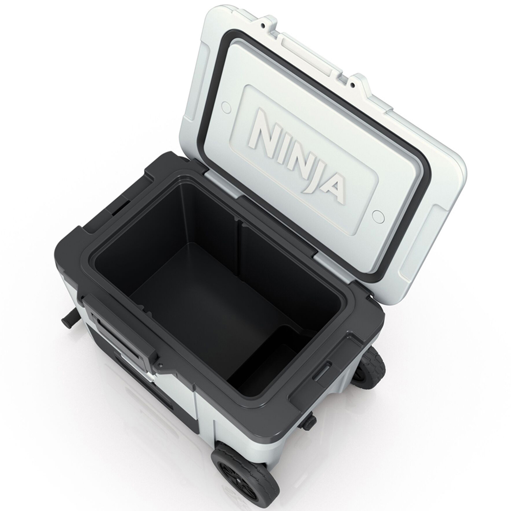Ninja FrostVault Cloud White Wheeled Cooler with Dry Zone 45QT 42L Image 6