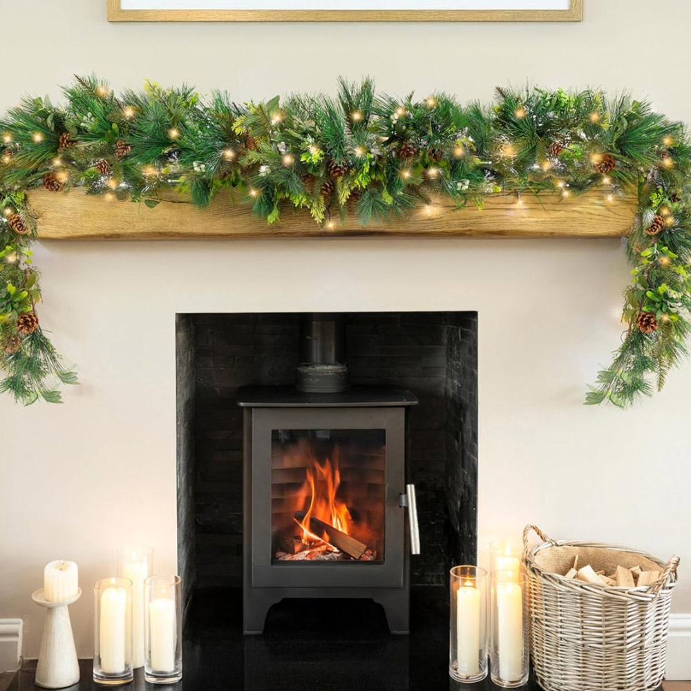 Marco Paul Pre-Lit LED Artificial Mistletoe Garland 270cm Image 3