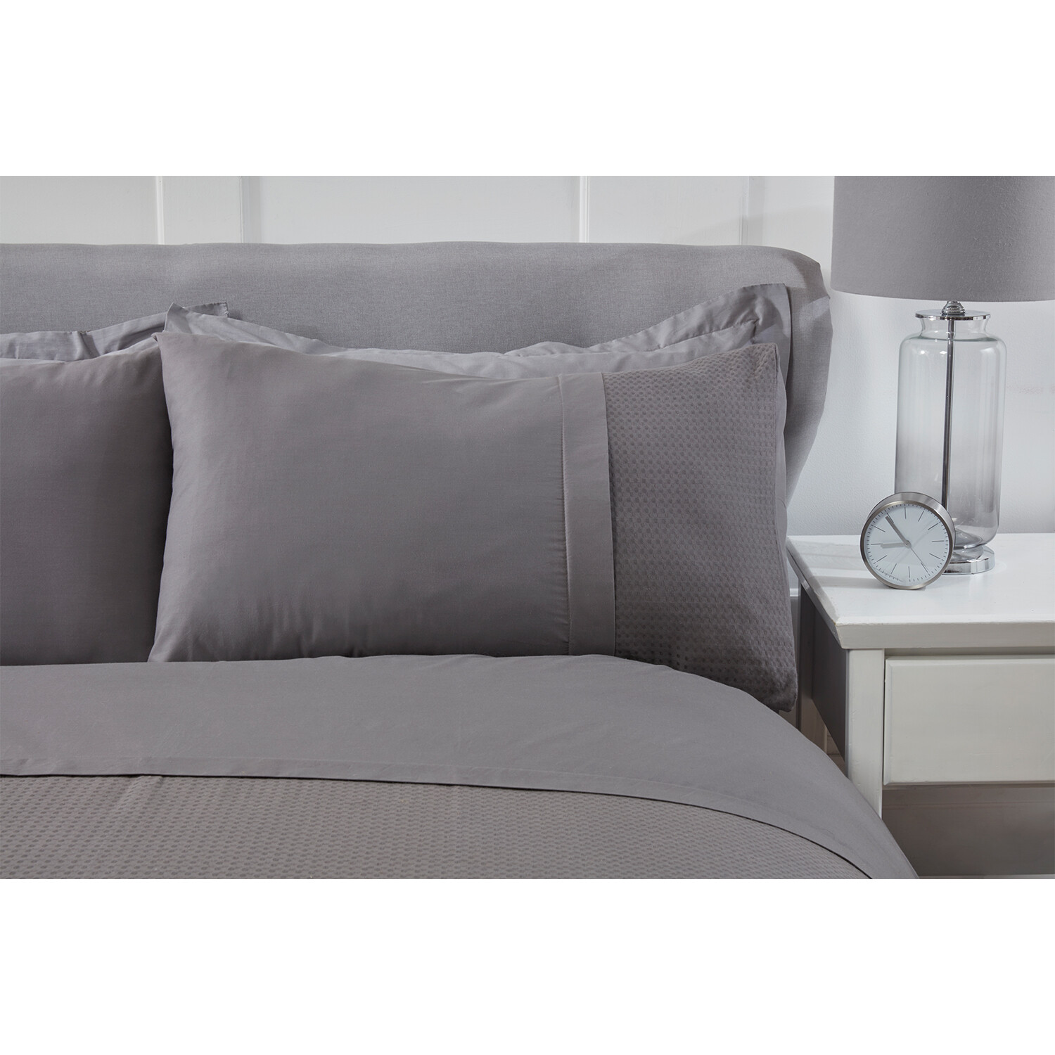 Luxury Waffle Duvet Cover and Pillowcase Set - Charcoal / Superking Image 3