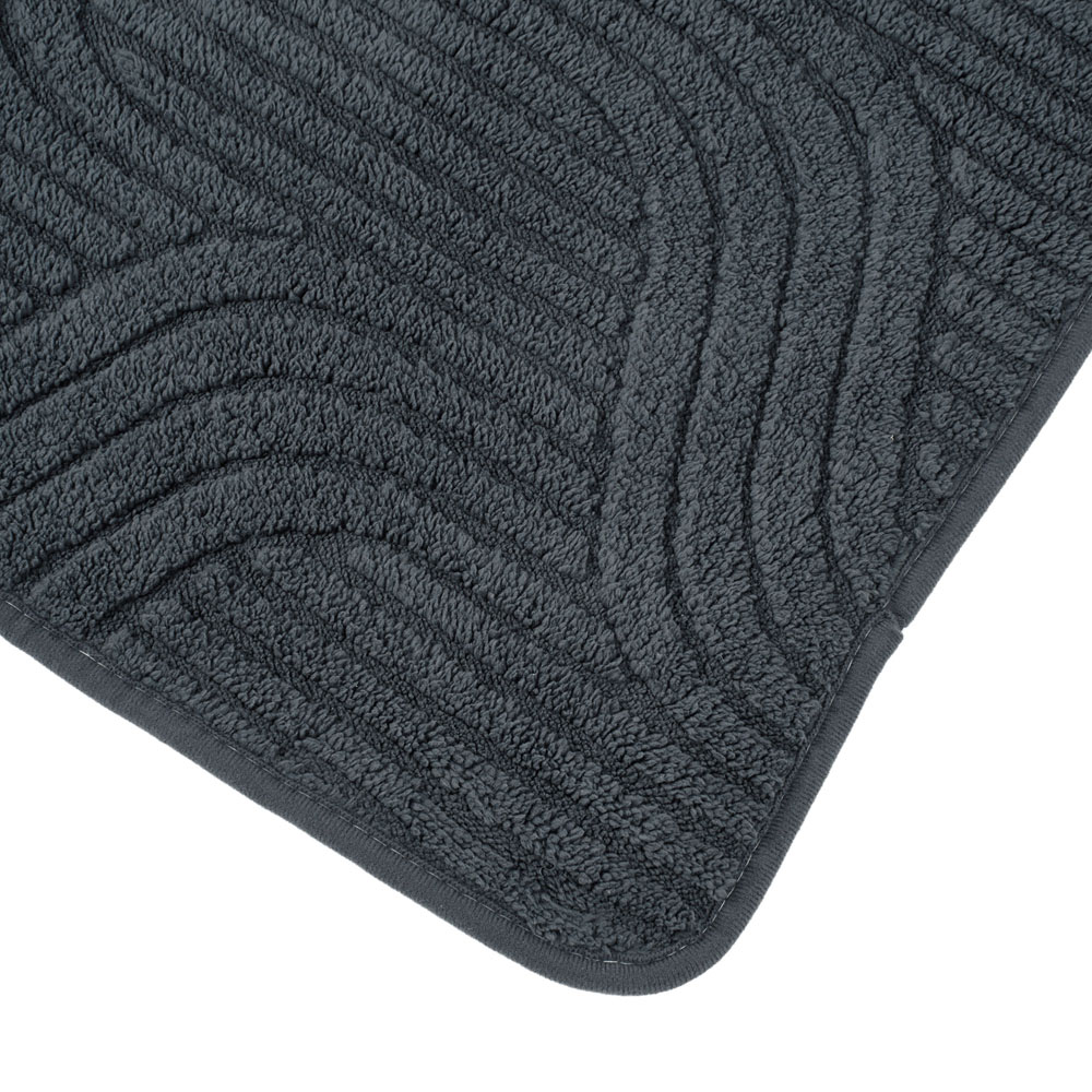 Living and Home Dark Grey Minimalist Wavy Geometric Non-Slip Sofa Mat 160 x 90cm Image 6