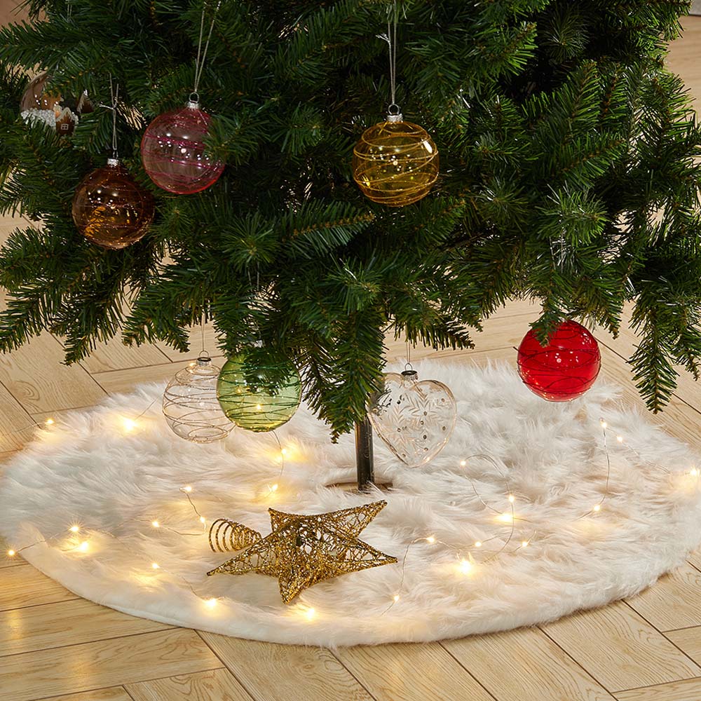 Christmas Tree Skirt Image 2