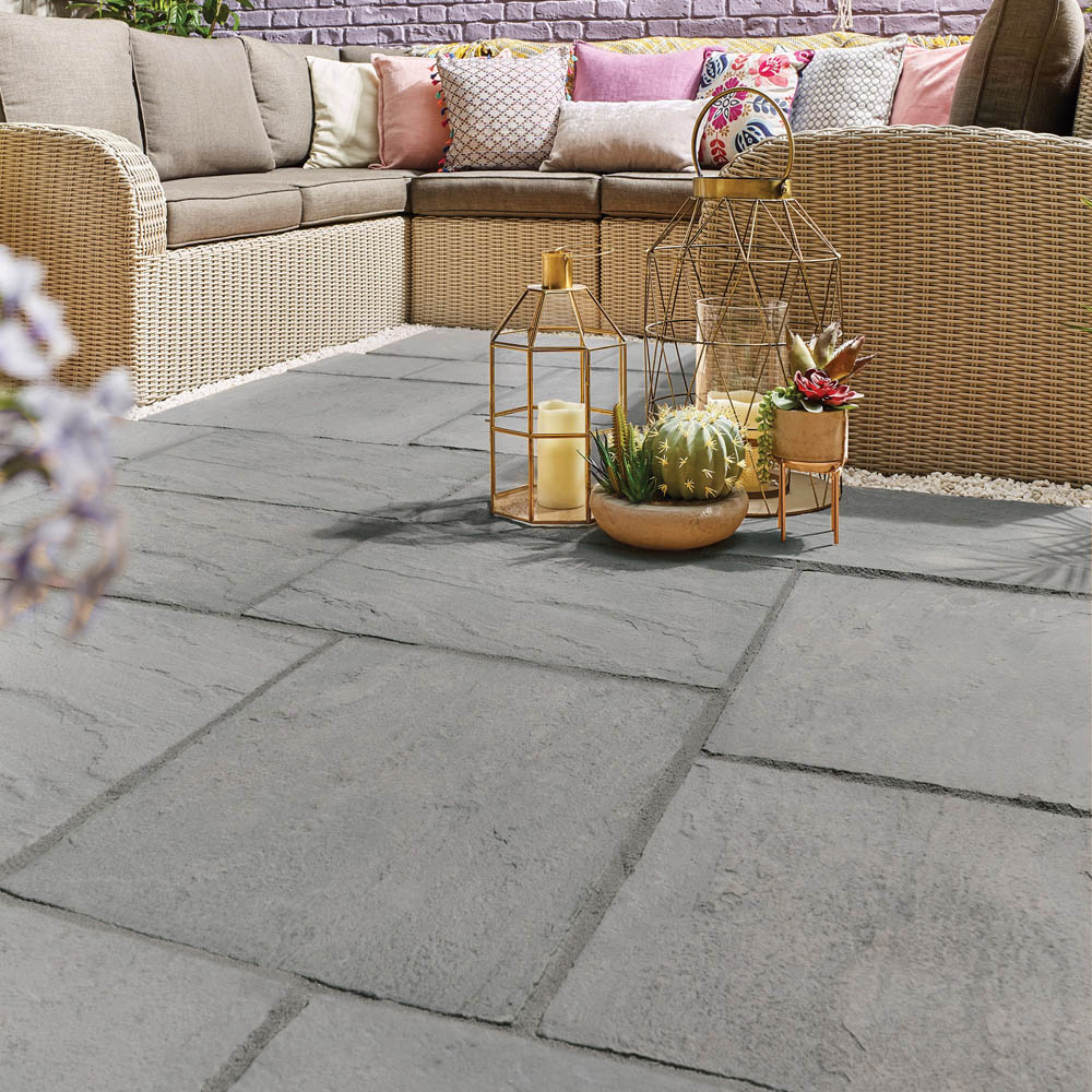 Stylish Stone Abbey Graphite Chantry Garden Paving 600 x 600mm Full Pack Image 3