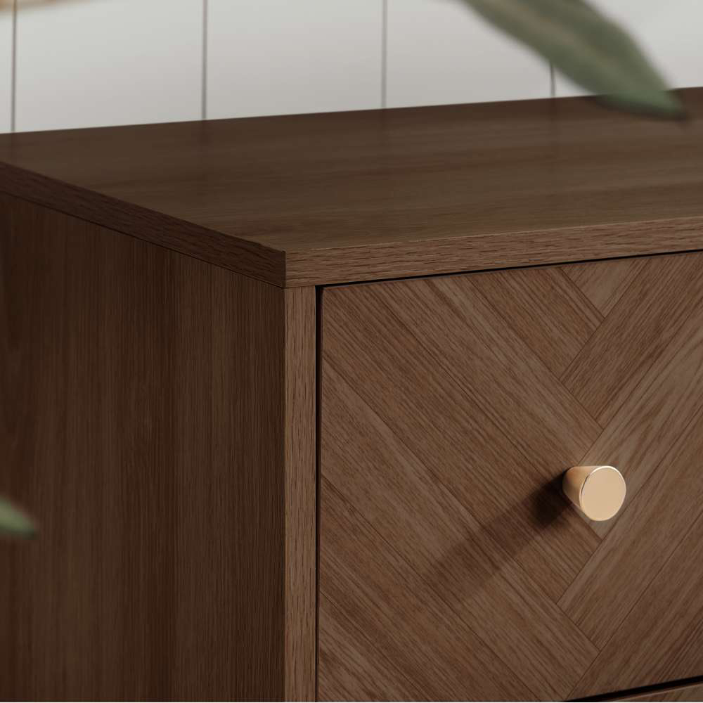 Herringford 6 Drawer Chest Image 5