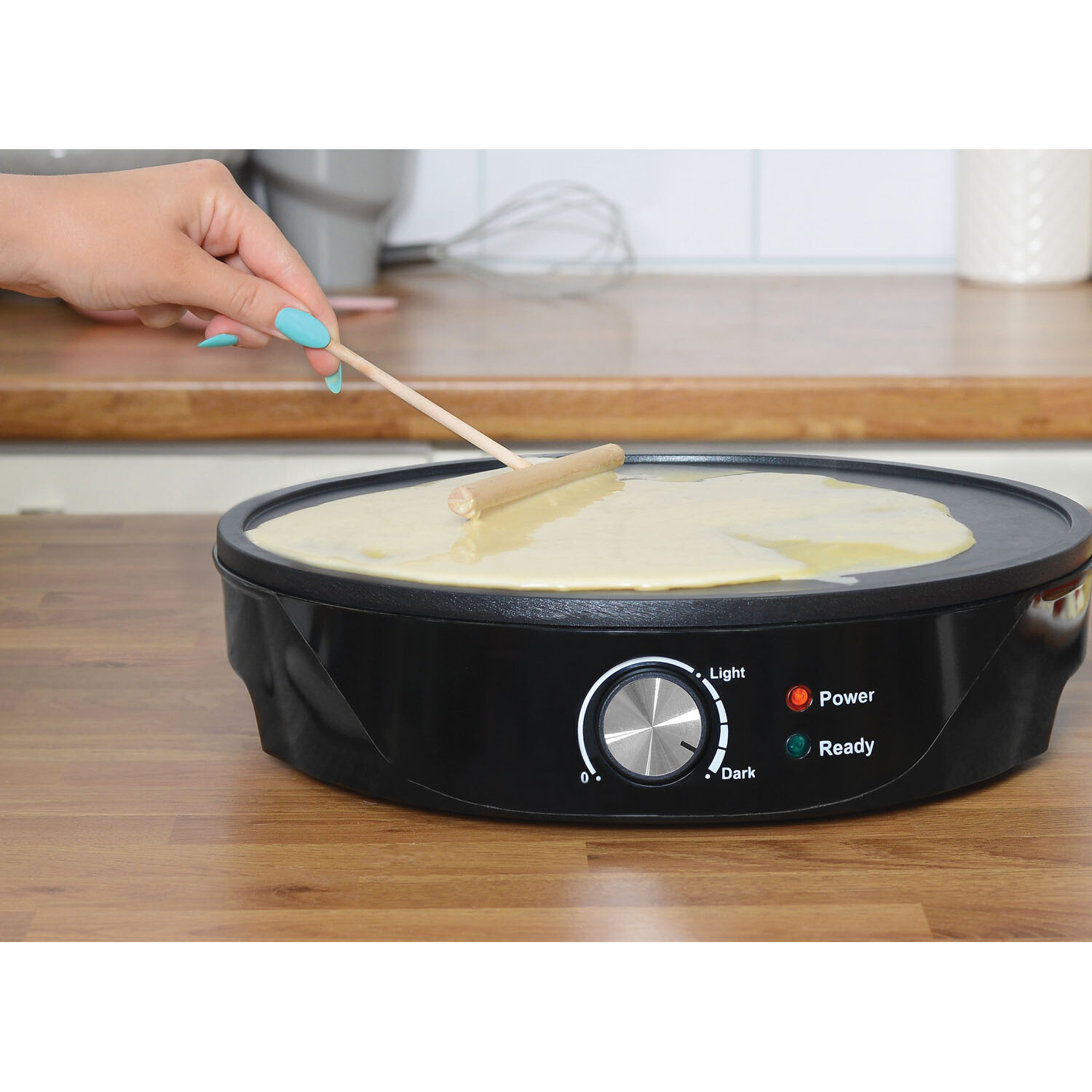 Black Crepe Maker Image 4