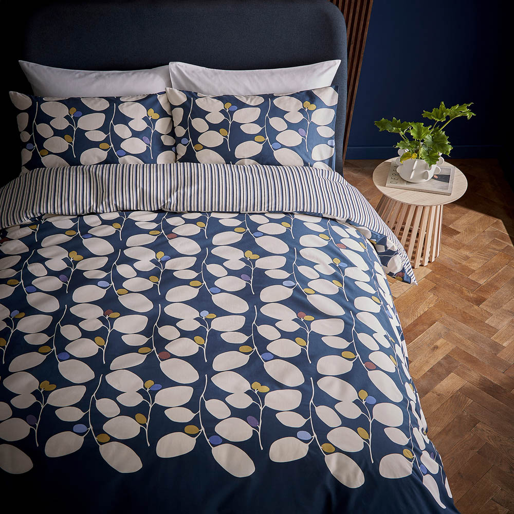 Helena Springfield Althea Double Navy Duvet Set Image 3