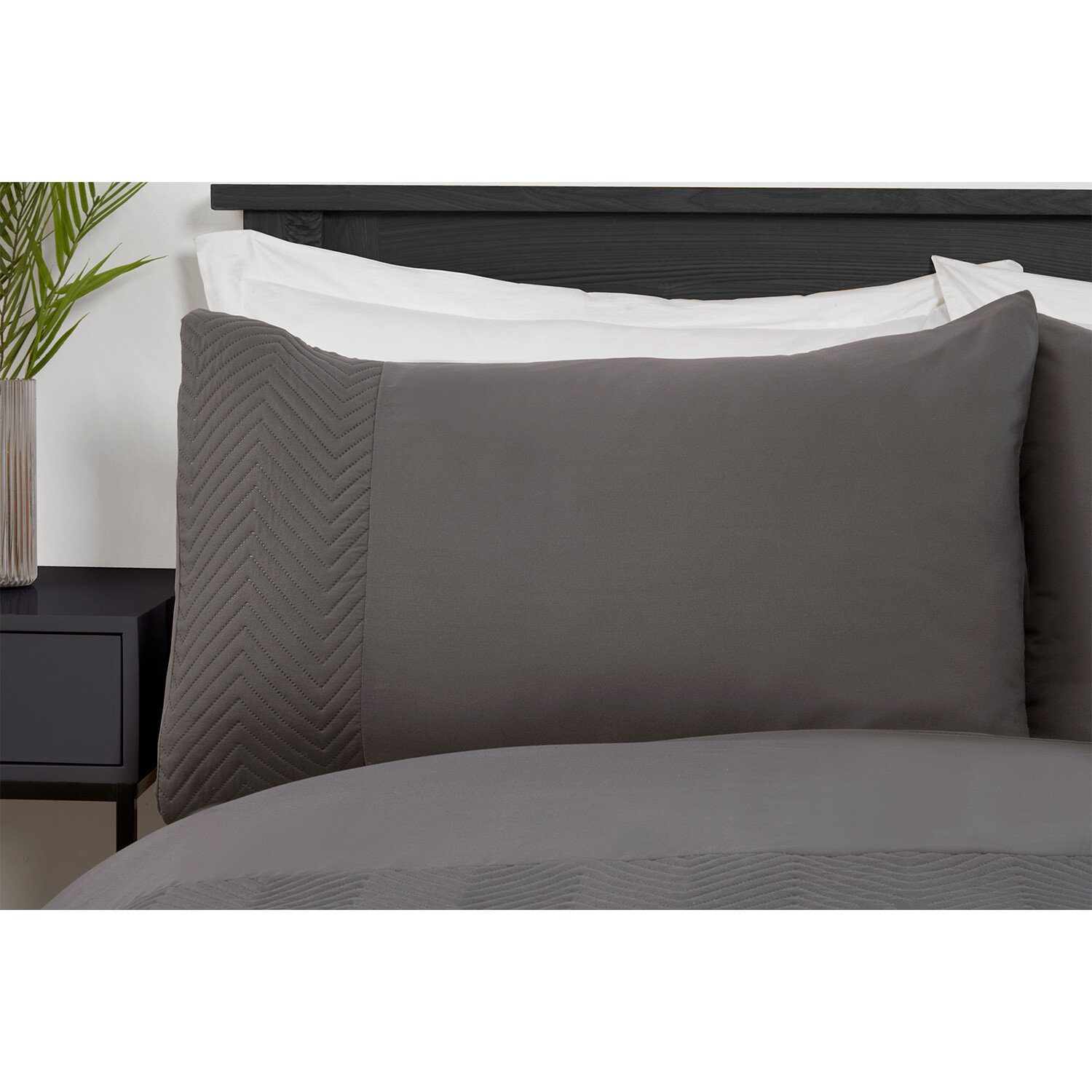 My Home Chevron Pinsonic Duvet Cover and Pillowcase Set - Charcoal / King Image 2