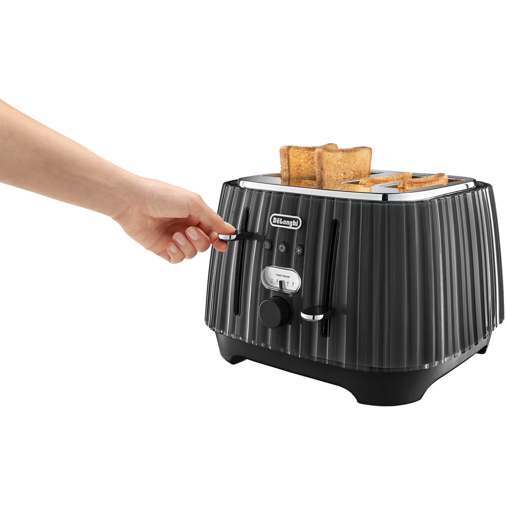 De'Longhi Ballerina DL3002 Black 4 Slice Toaster Image 5