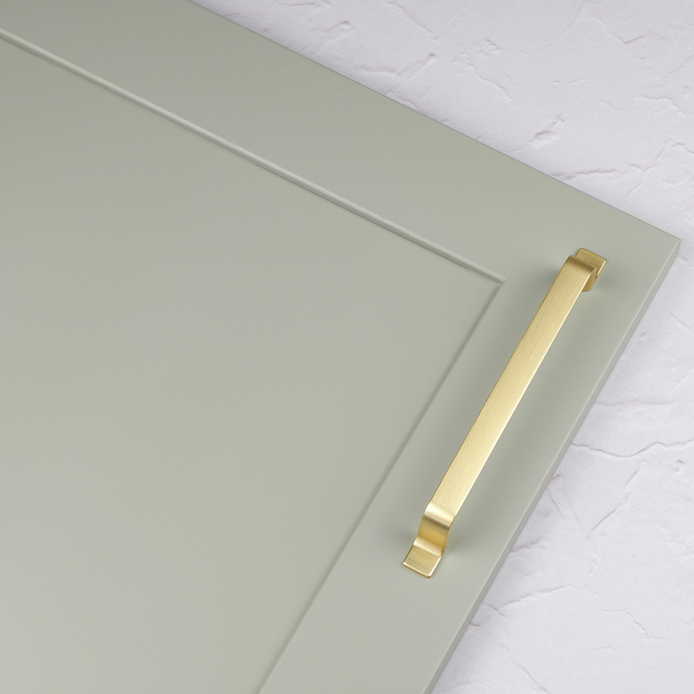 Handle & Home Brushed Brass Strap Handle 160mm Image 3