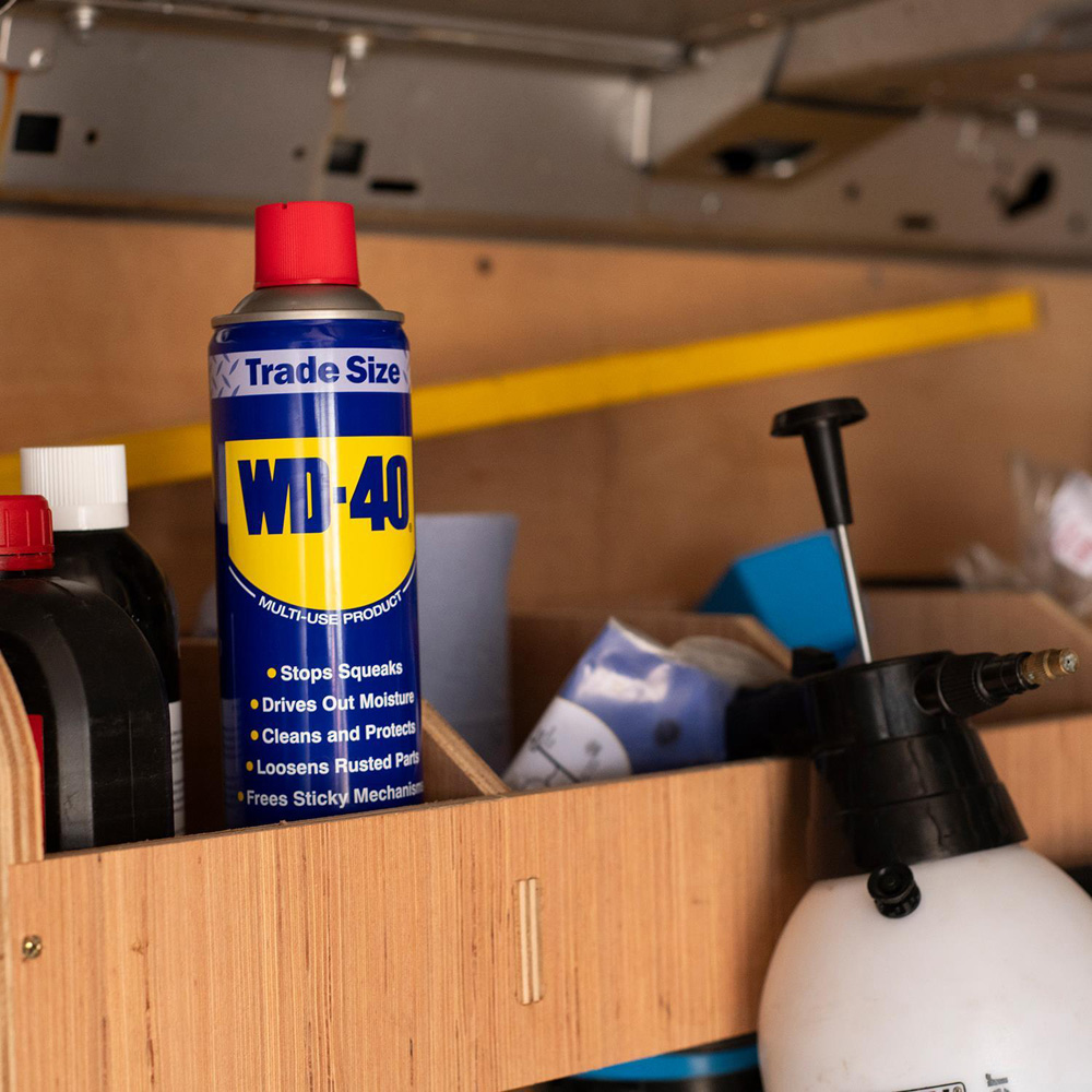 WD-40 Original Multi-Use Lubricant Spray 600ml Image 4