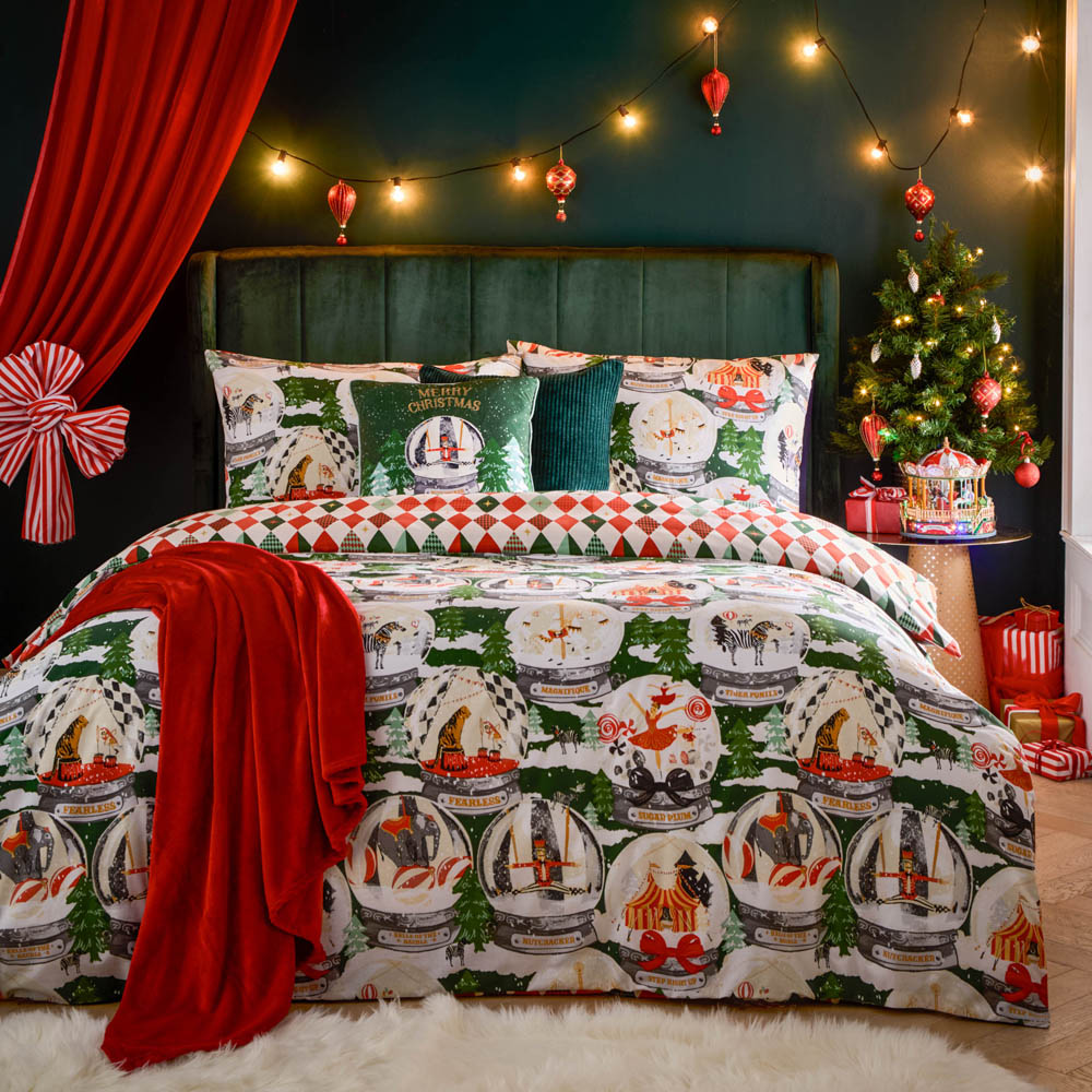 furn. Showtime Double Pine Duvet Set Image 6