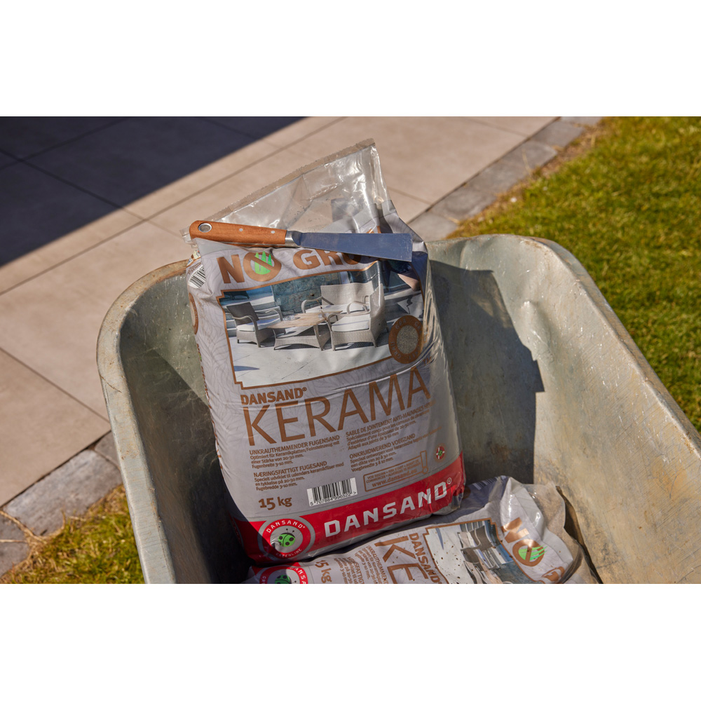 Dansand NO GROW Kerama Natural Ceramic and Porcelain Patio Tile Joint Filling Sand 15kg Image 2
