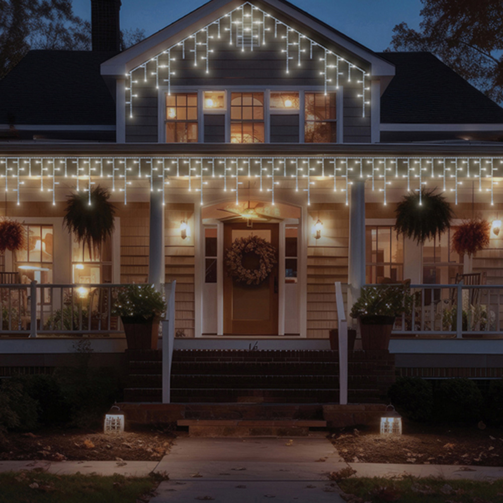 Eagle Connect 120 Cool White LED Icicle Light 5m Image 3