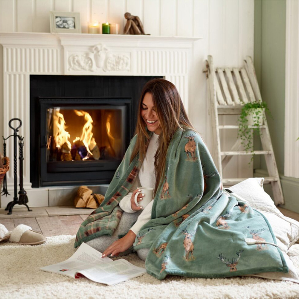 Deyongs Highland Fell Multicolour Heated Throw 140 x 180cm Image 3