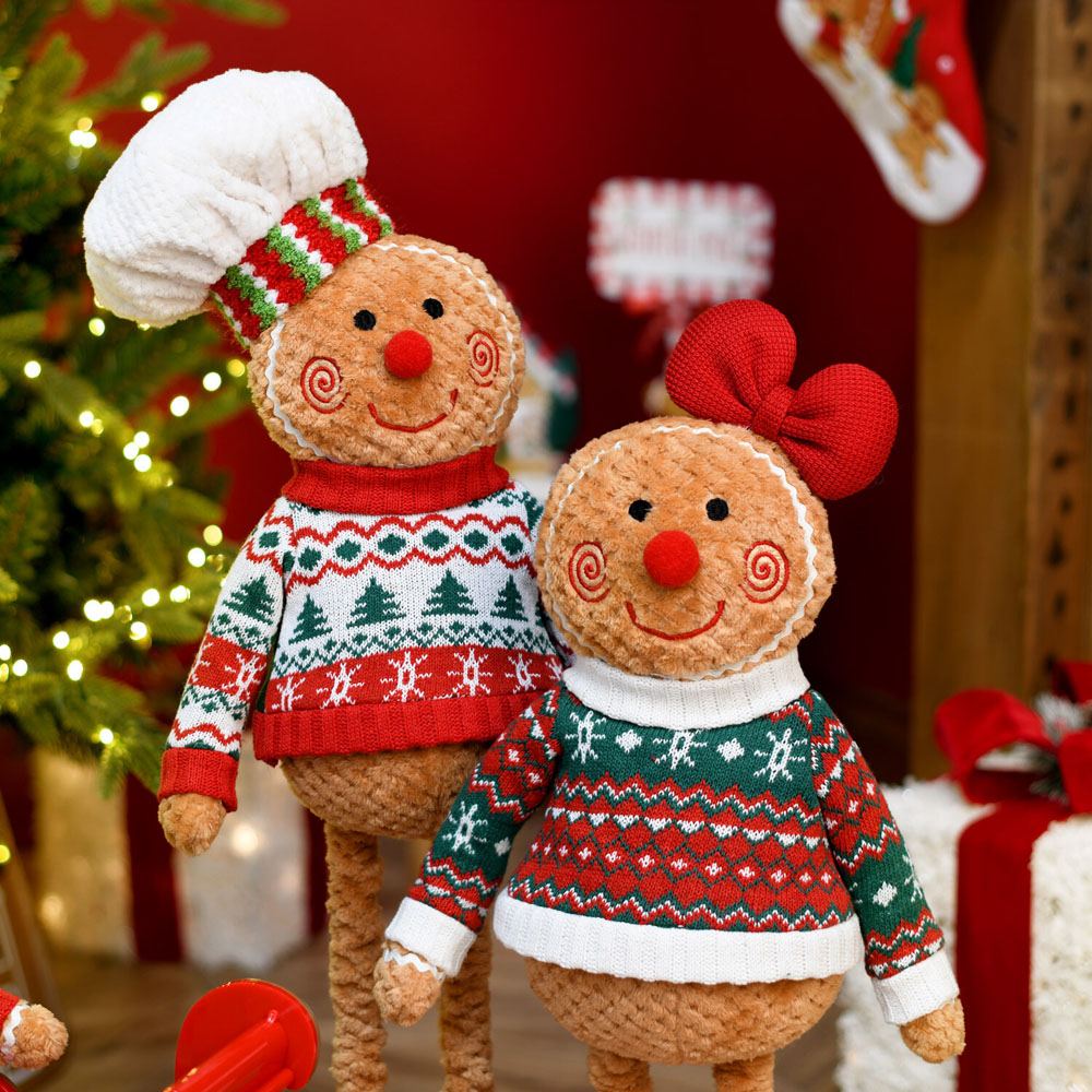 Set of 3 Gingerbread Family and Sleigh - Red Image 7