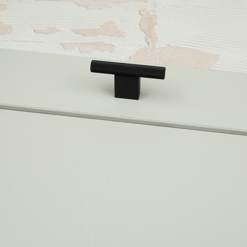 Handle & Home Knurled Matt Black Pull 60mm Image 6