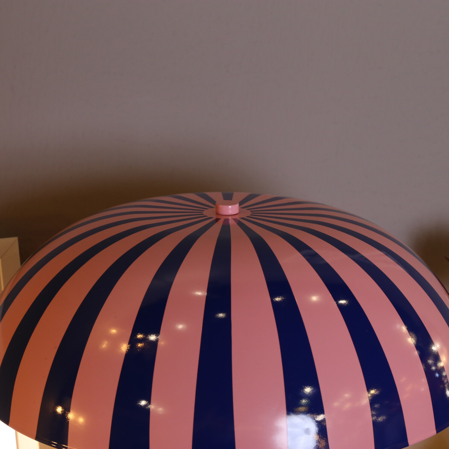 Kenna Stripe Table Lamp Image 5