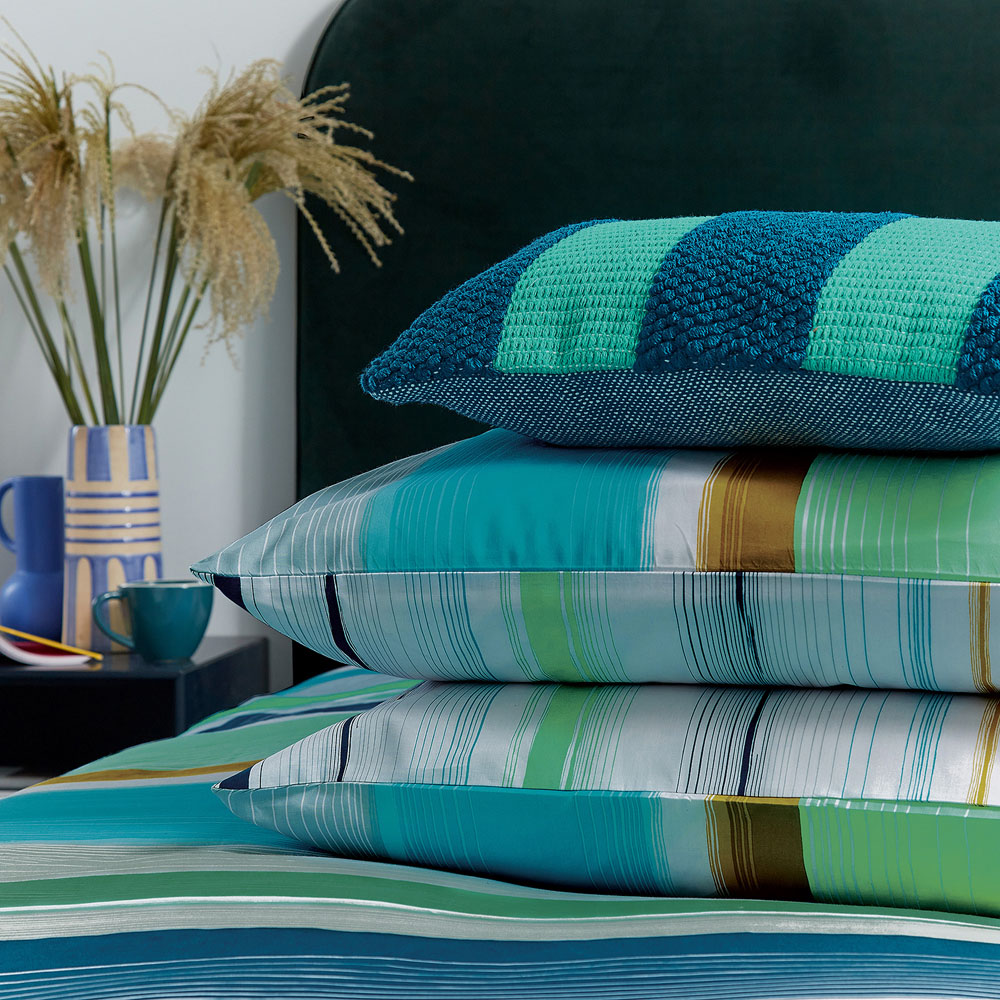 Helena Springfield Carrie King Size Blue Duvet Set Image 4