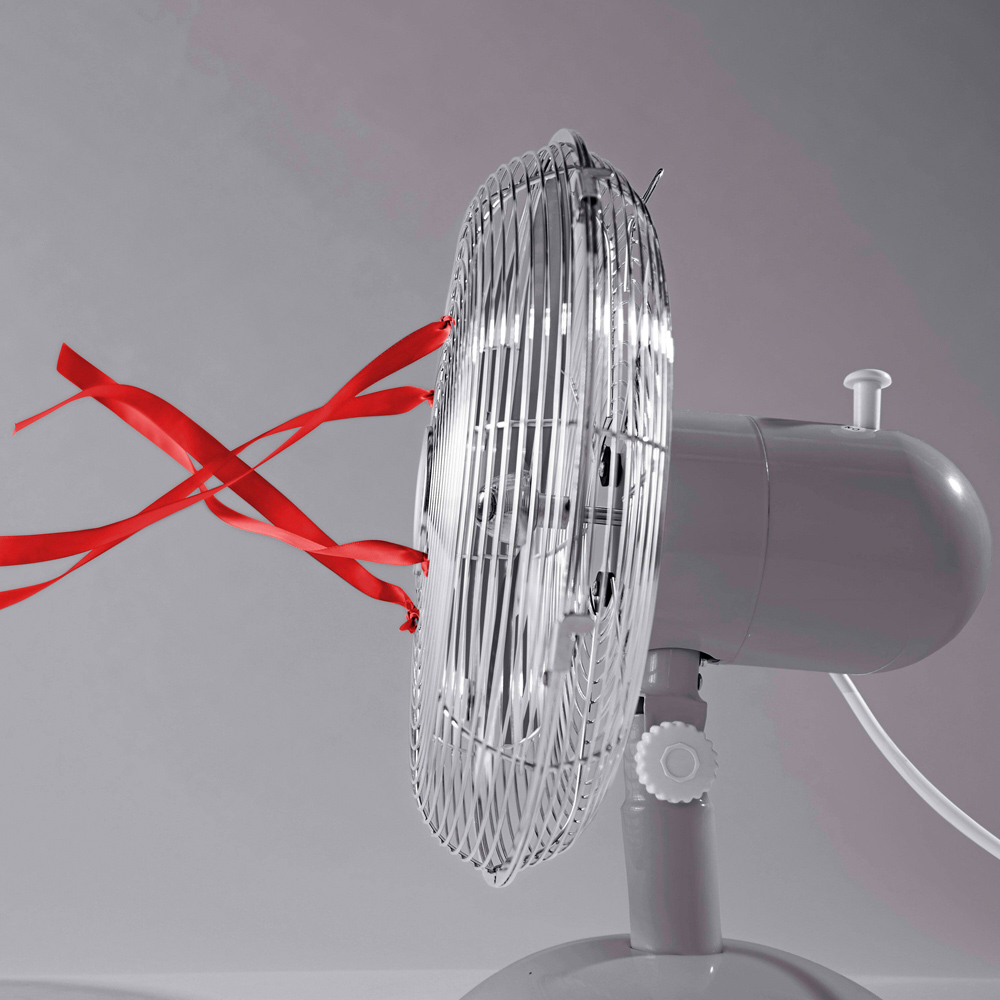 Swan Retro Grey Desk Fan 12 inch Image 7