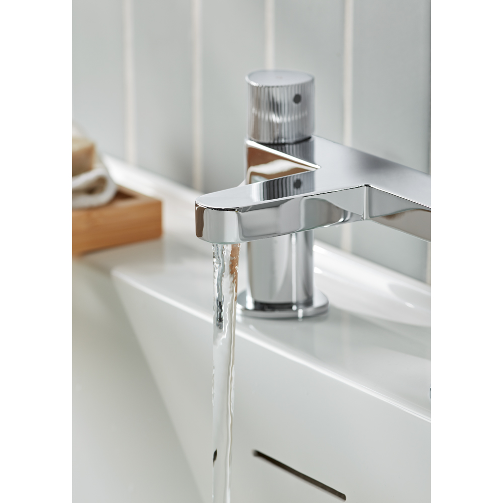 Bristan Liso Chrome Bath Filler Tap Image 3