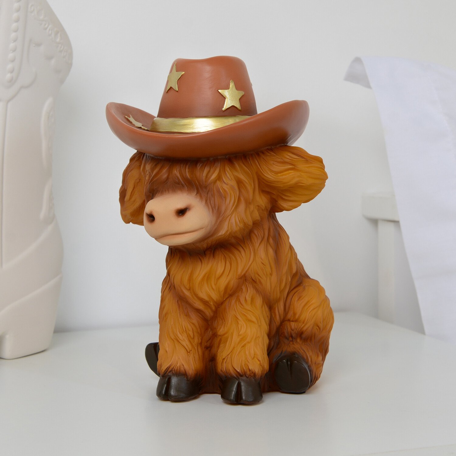 Highland Cow Battery Table Light Brown Image 4