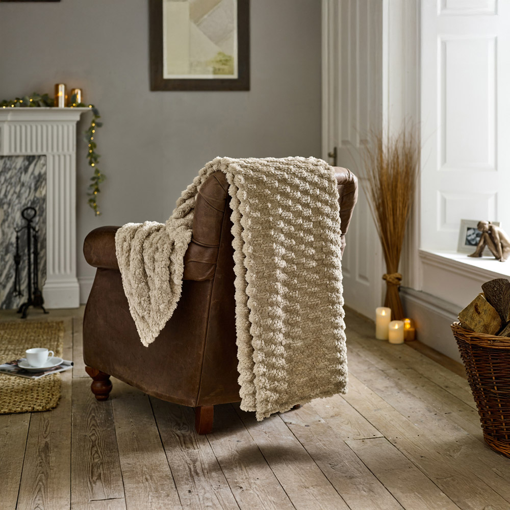 Deyongs Putty Featherstone Textured Throw 130 x 170cm Image 2