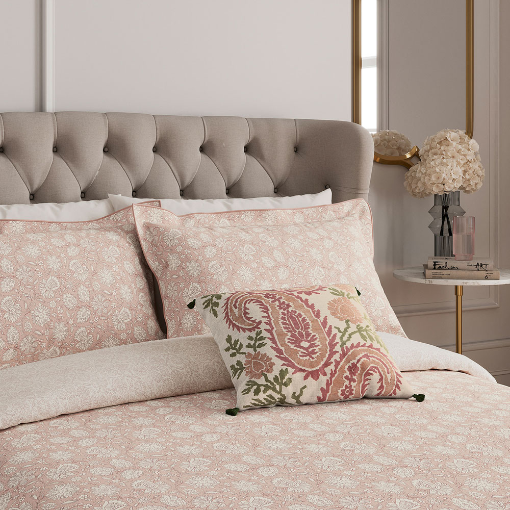 V&A Eternal Bloom King Size Rose Duvet Set Image 4