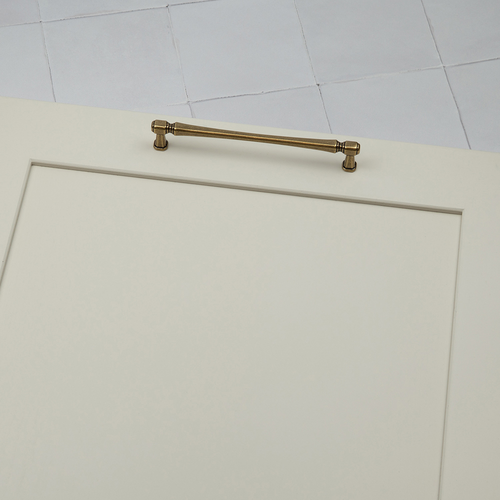 Handle & Home Antique Brass Handle 160mm Image 4