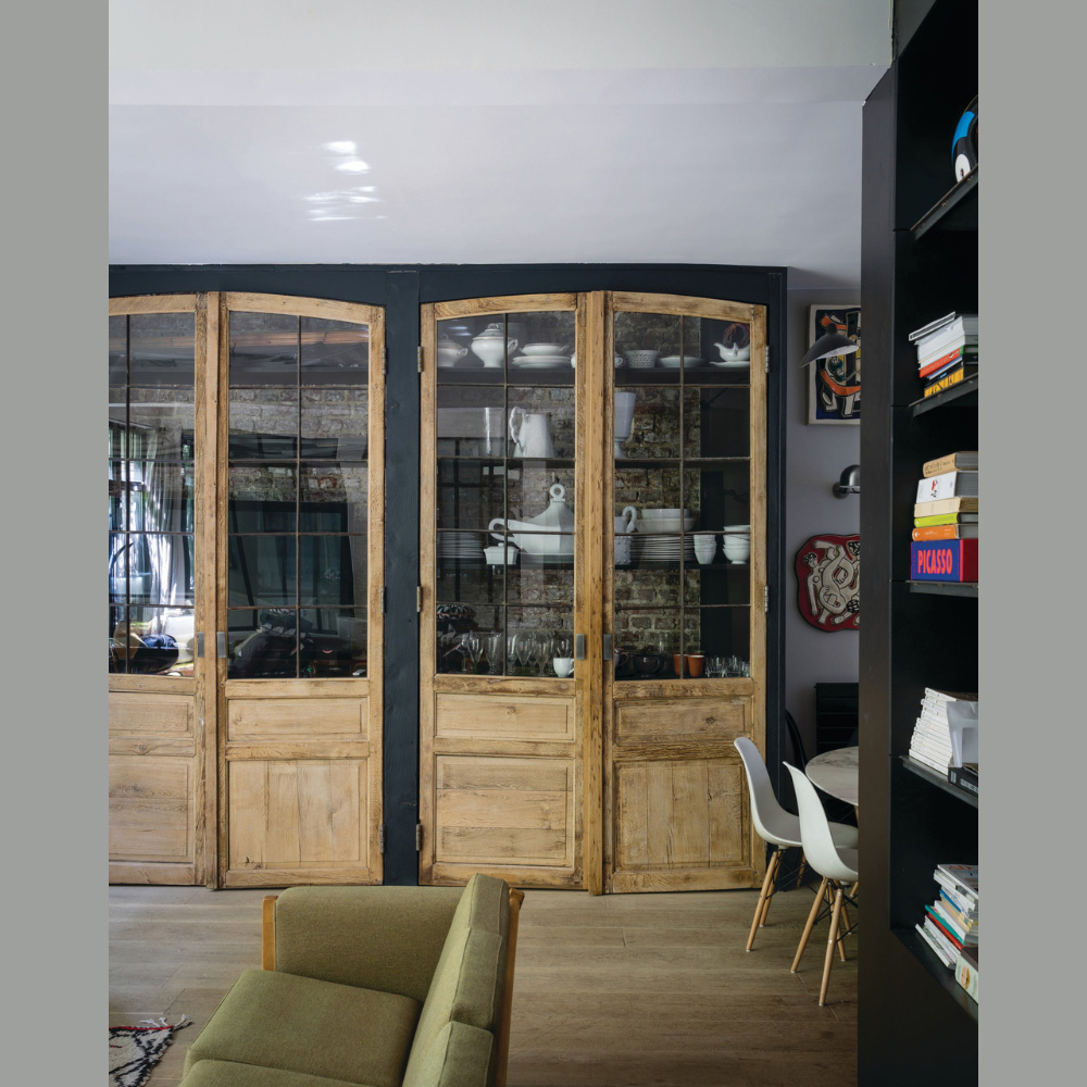 Farrow & Ball Interior Wood and Metal 265 Manor House Gray Flat Eggshell Paint 2.5L Image 4