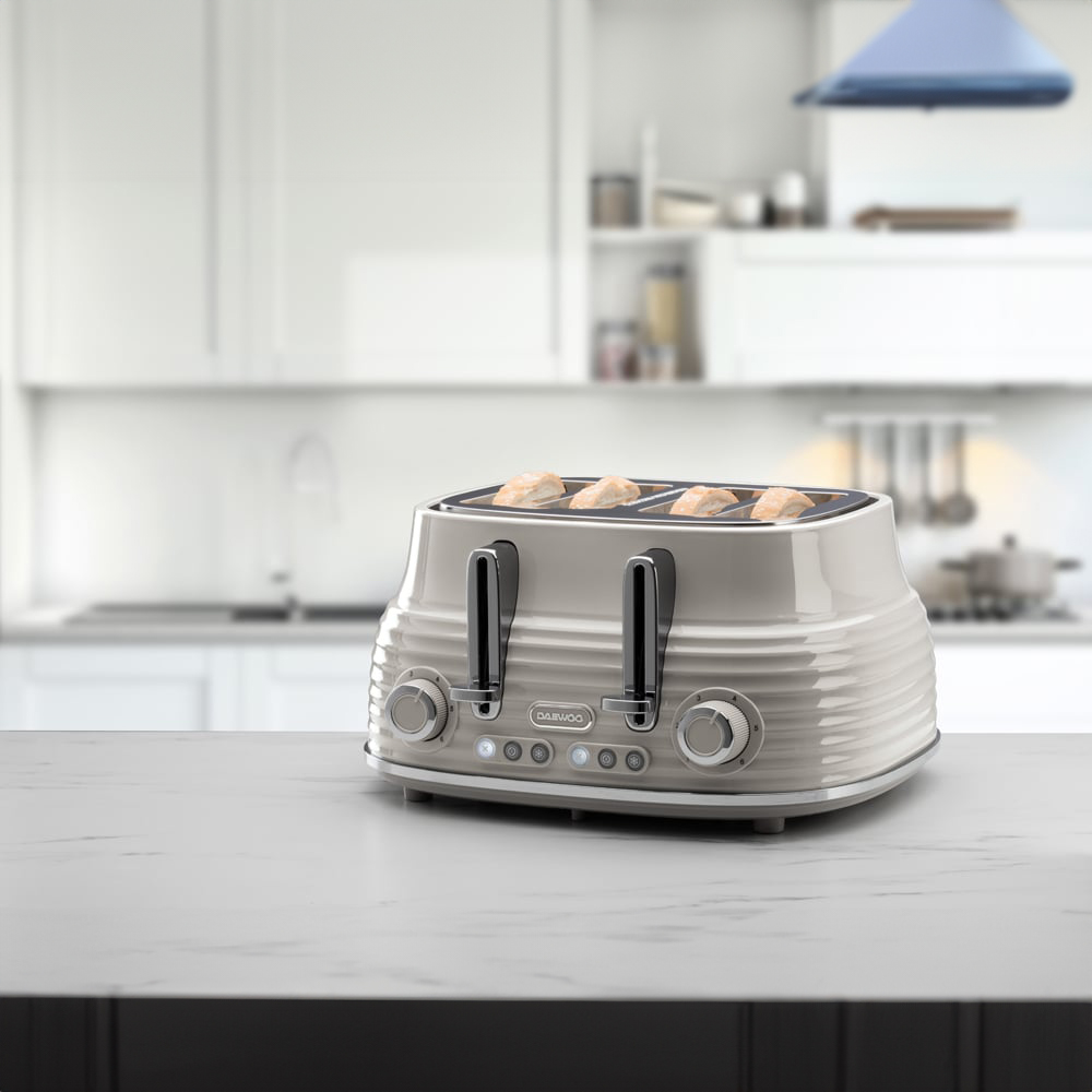Daewoo Sienna Taupe 4 Slice Toaster Image 2