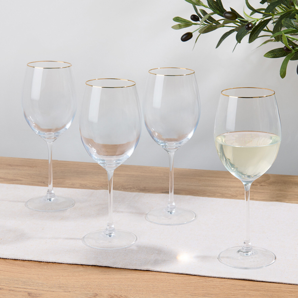 Pack of 4 Gold Rim Wine Glasses Image 3