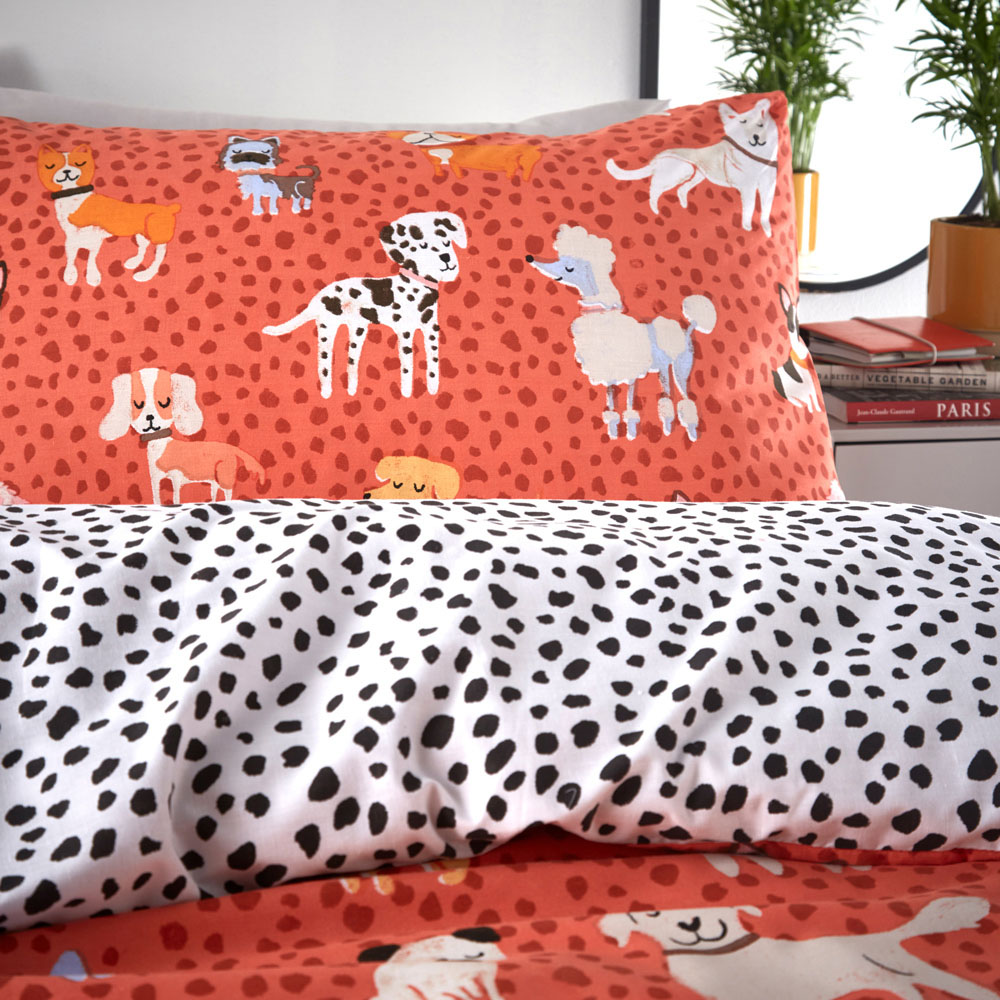 furn. Woofers Double Coral Duvet Set Image 3