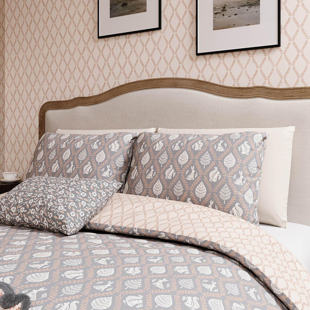 Helena Springfield Woodland Trellis Double Graphite and Copper Duvet Set Image 3