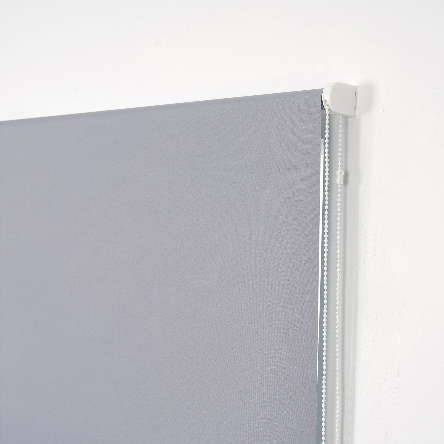 Divante Plain Blackout Roller Blind - 120cm Image 4