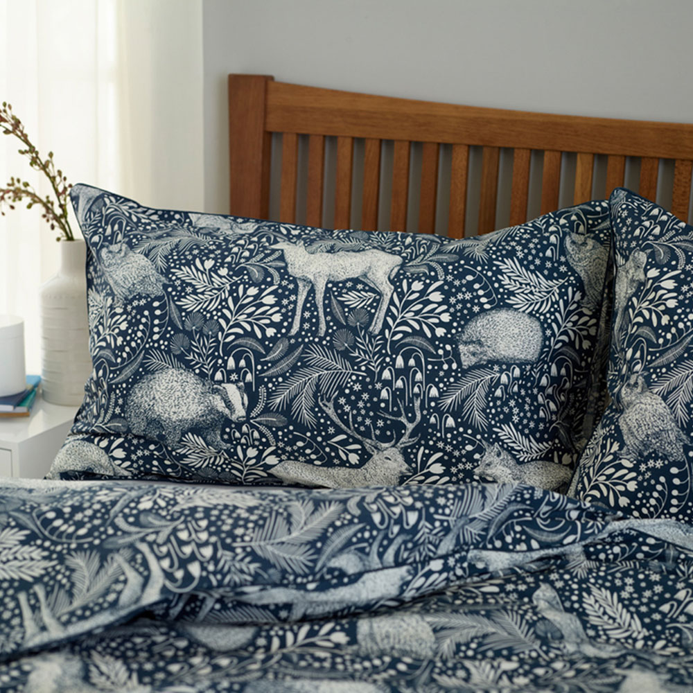 Deyongs Woodland Folk King Size Navy Reversible Duvet Set Image 2