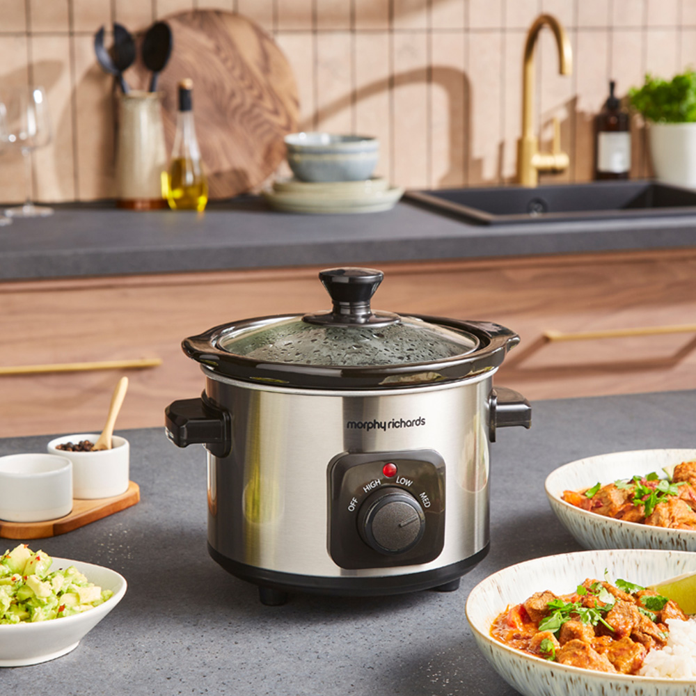Morphy Richards 460300 Ceramic Round 1.5L Slow Cooker 163W Image 2