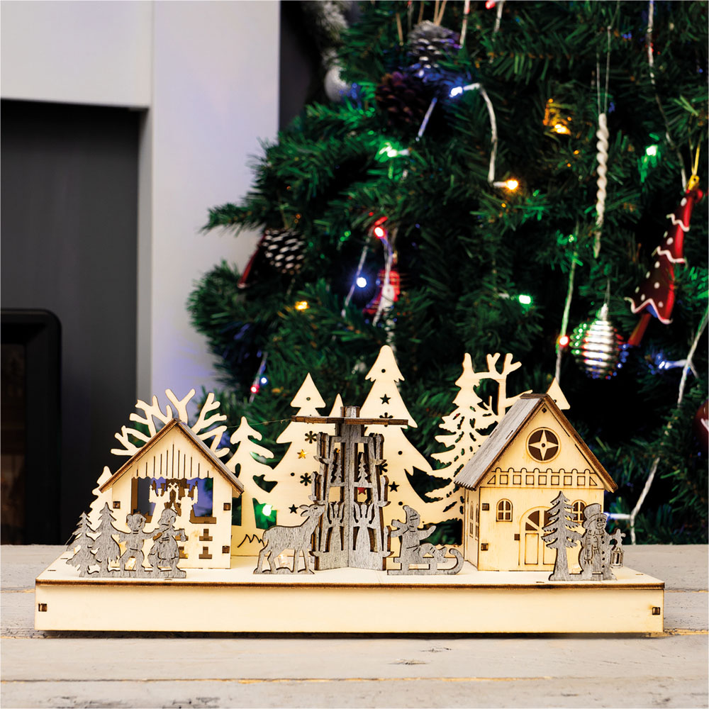 Xmas Haus LED Light Up Wooden Festive Scene Image 2