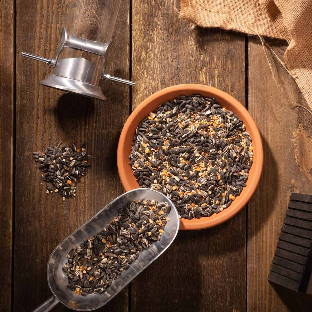 Happy Beaks Premium Blue Tit Specialist Seed Mix Bird Food 12.75kg Image 4