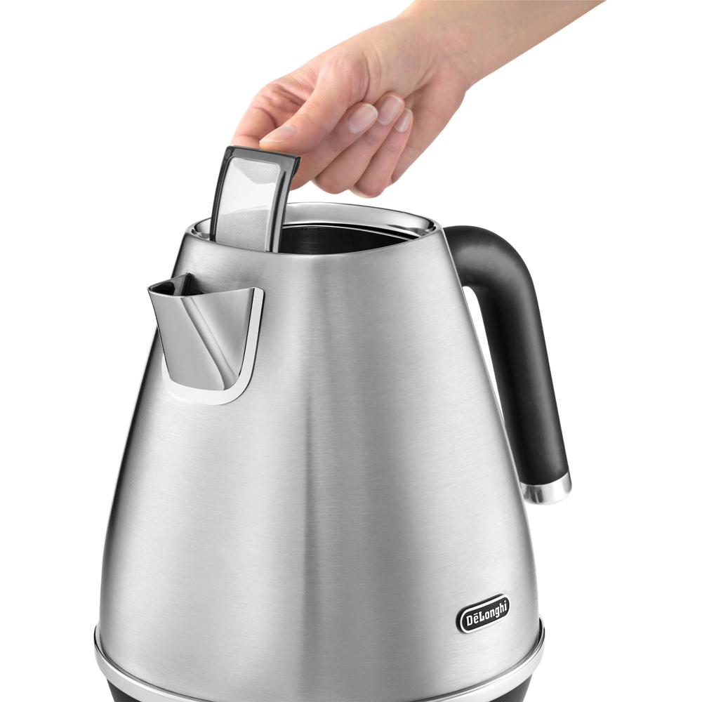 De'Longhi DL4309 Stainless Steel Distinta X 1.7L Kettle Image 4