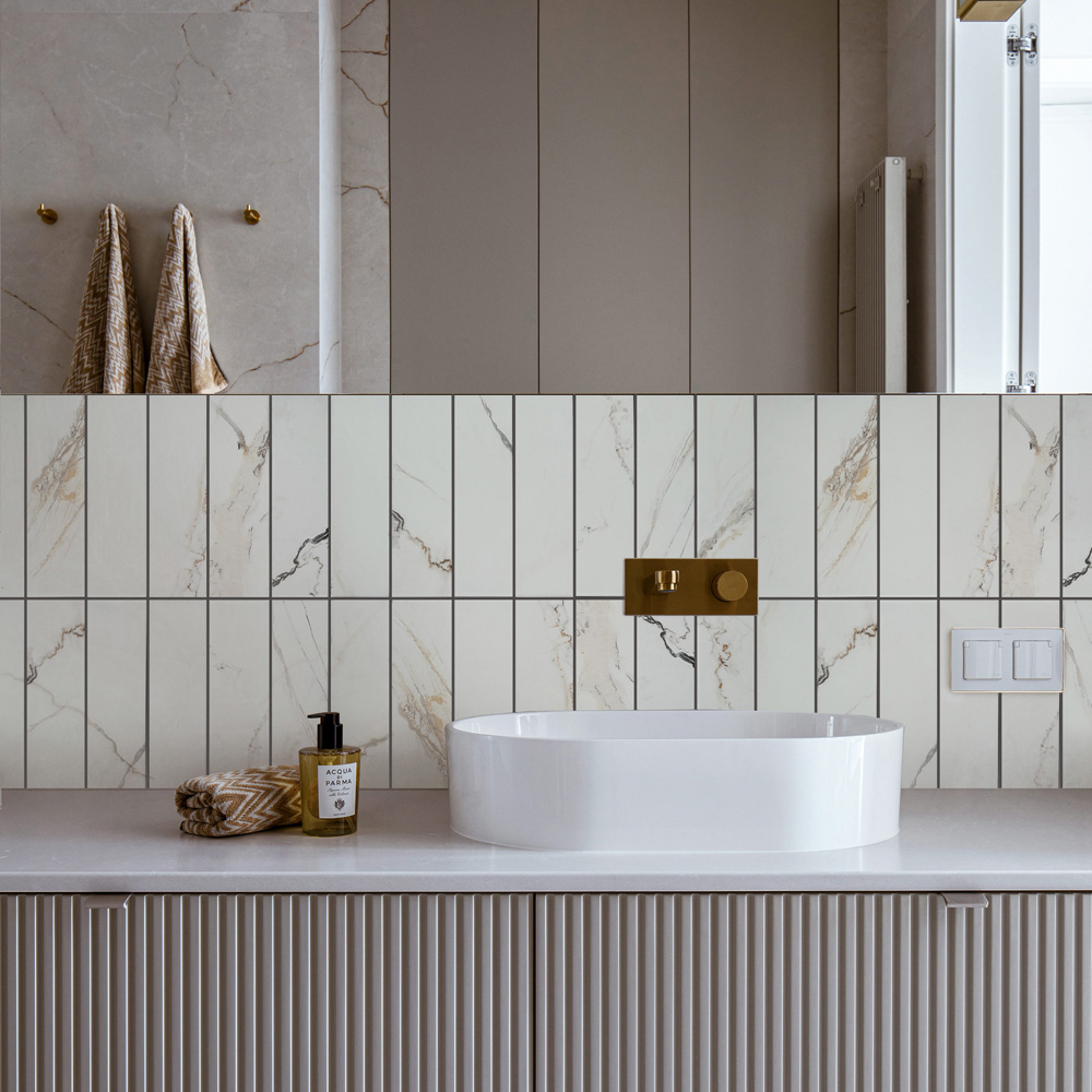 Top Ceramics Metro White Marble Matt Flat Porcelain Wall Tile 62 x 235mm 0.58sqm Image 1