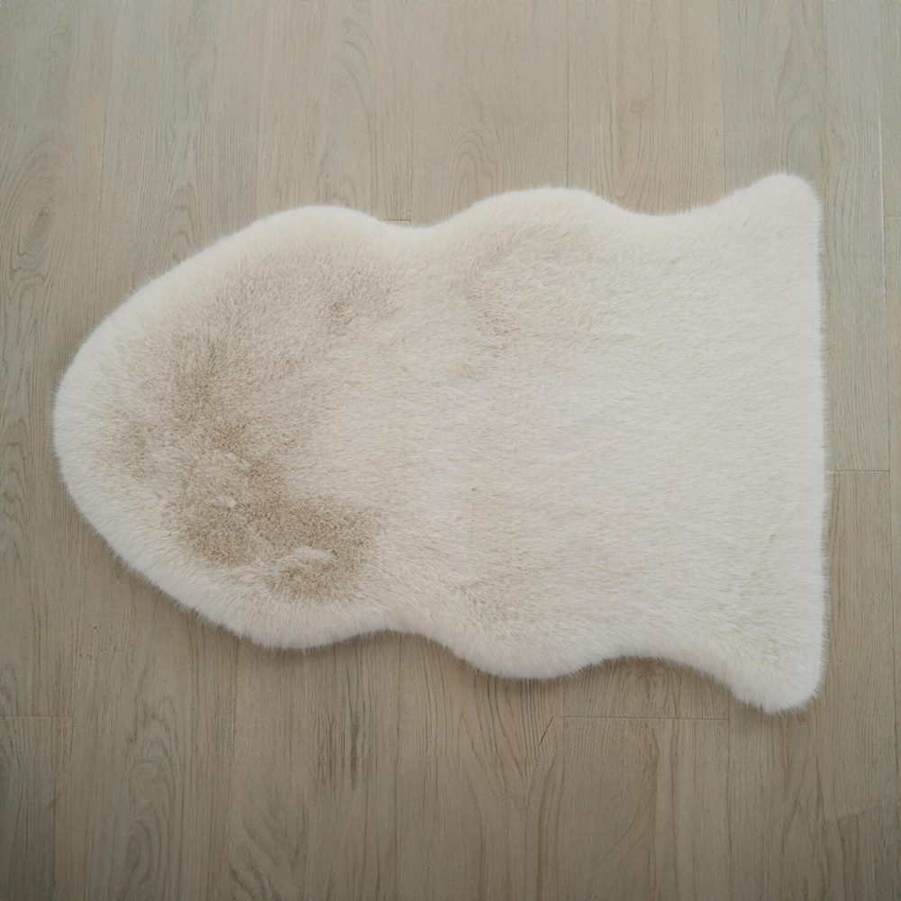 Luxury Faux Fox Fur Rug - Cloud Image 4