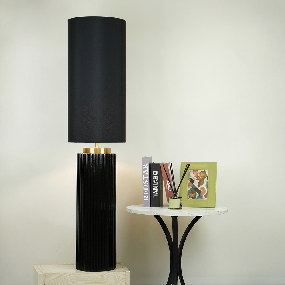 XL Clara Lamp Black Image 2