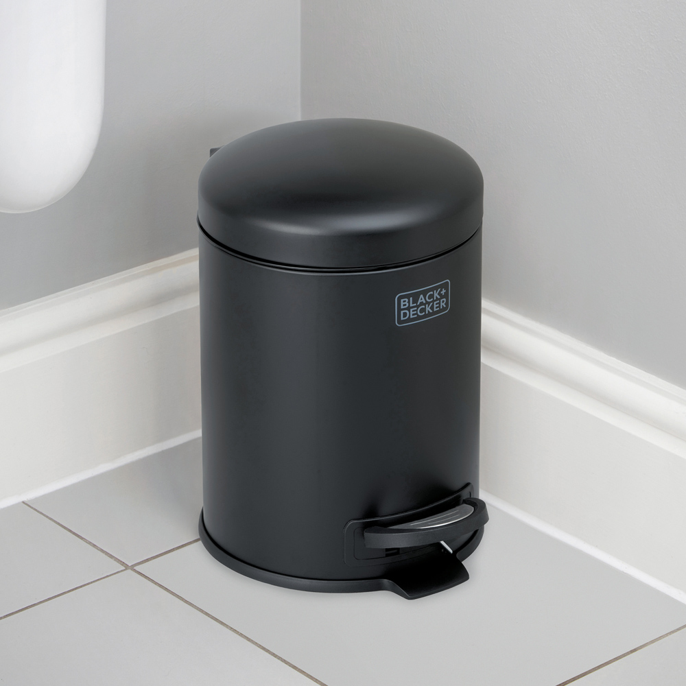 Black + Decker Dark Matt Black Dome Lid Pedal Bin 5L Image 4