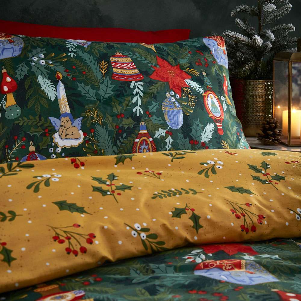 furn. King Size Green Deck the Halls Christmas Duvet Cover Set Image 2