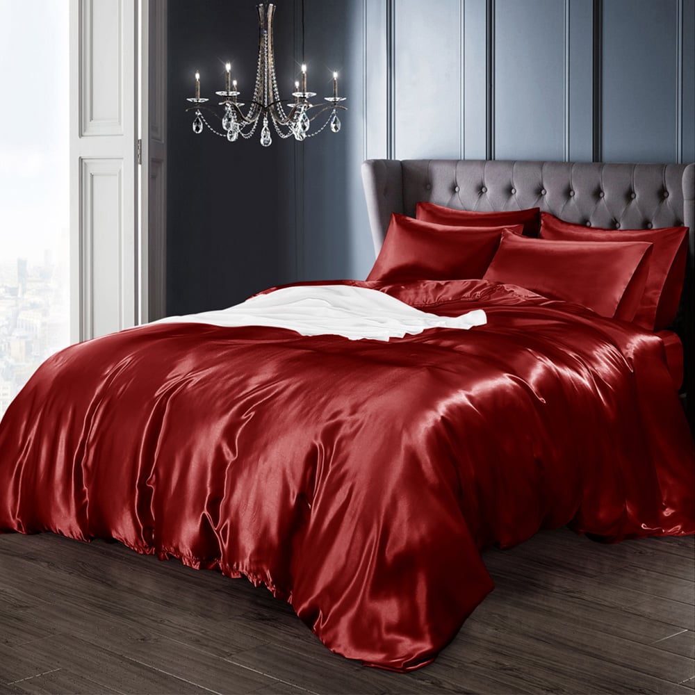 Intimates Double Red Satin Bedding Set Image 1