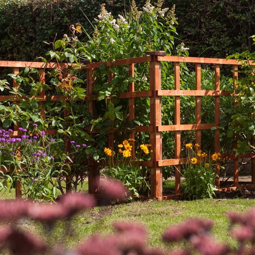 Rowlinson 6 x 5ft Dip Treated Heavy Duty Trellis Image 2