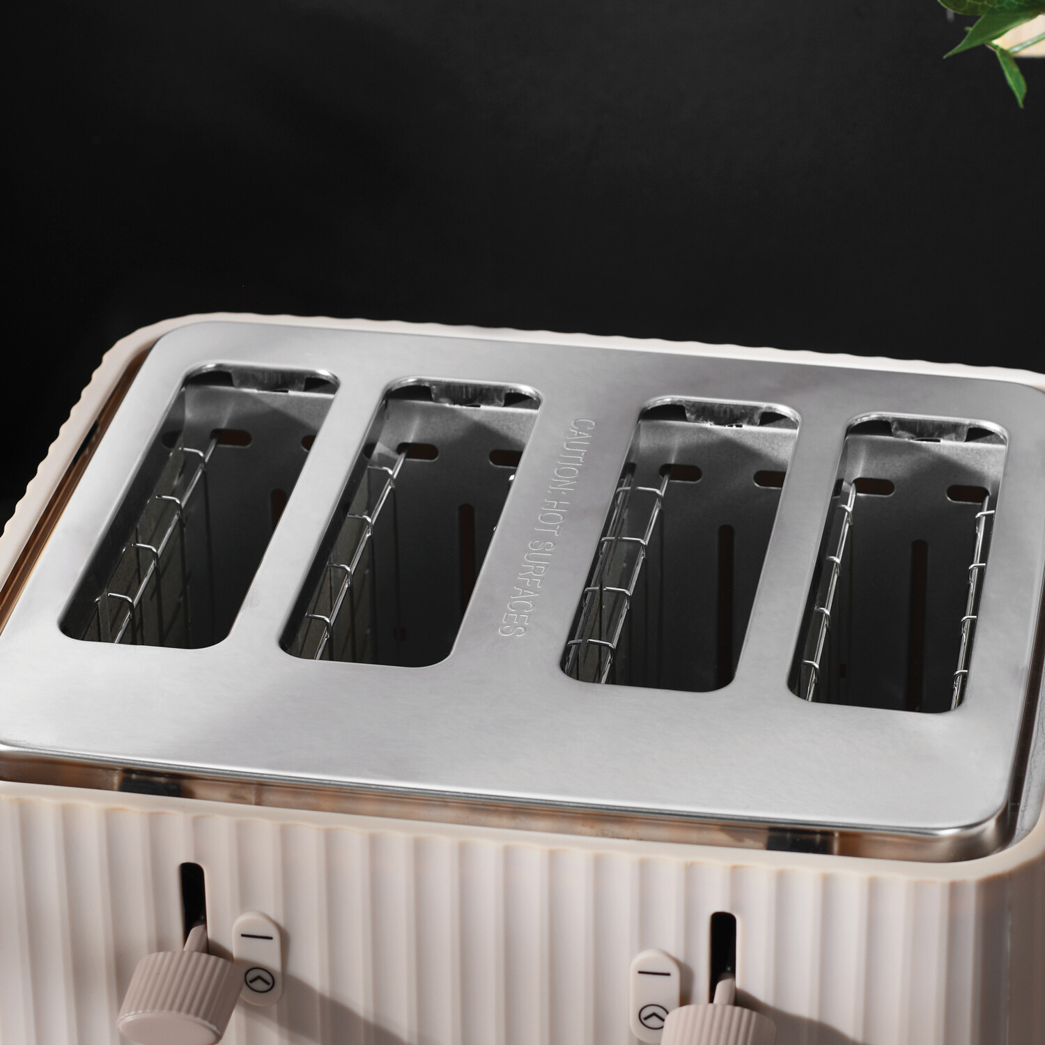 Kitchen Master 4 Slice Toaster  - Cappuccino Image 3