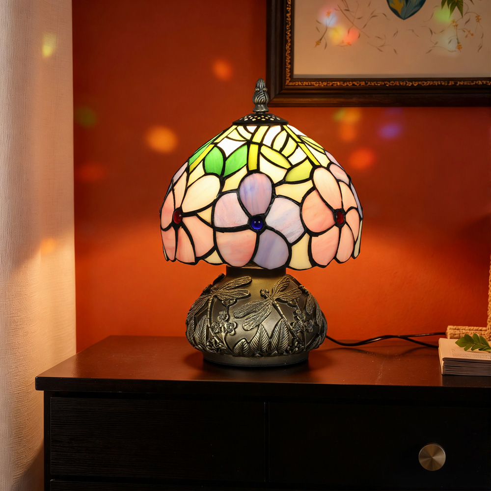 HOMCOM Tiffany Style Stained Glass Table Lamp Image 2