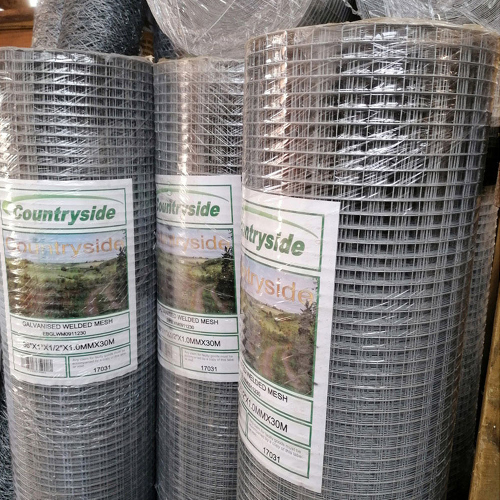 Inspirational Gifting 1 Inch Aviary Wire Mesh Square Galvanised Bird Fence Roll 90cm x 30m Image 5